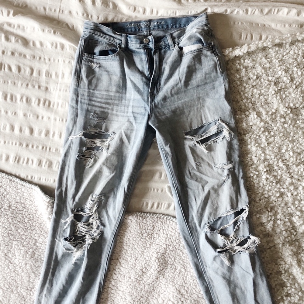 American Eagle Mom Jeans